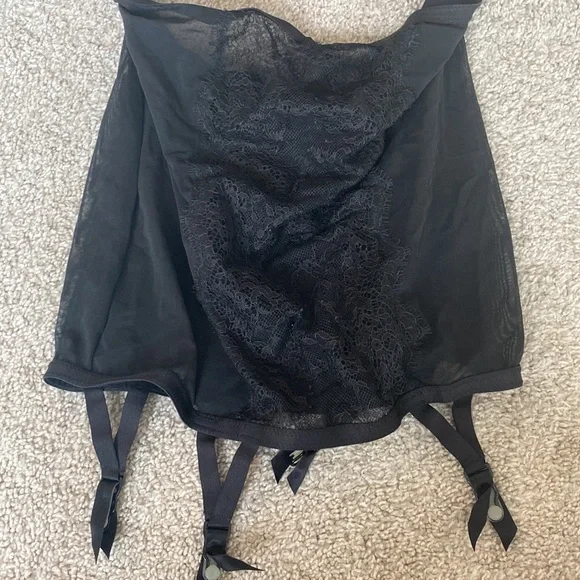 NWOT Victoria Secret lingerie - Picture 2 of 8